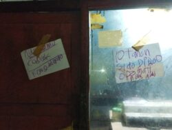 Diduga Aksi Teror, Warung di Ngroworejo Dirusak dan Ditempeli Pesan Ancaman 