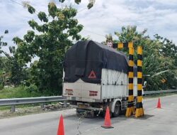 Viral Dugaan Pungli di Portal Jembatan TBB Terusan Bojonegoro-Blora, Kades Luwihaji Klarifikasi.